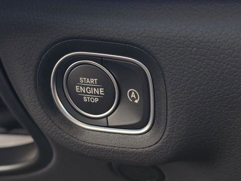 New 2026 Mercedes-Benz GLS 450 4MATIC image 40