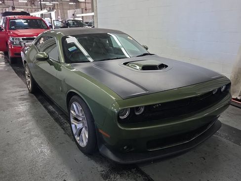 Used 2020 Dodge Challenger R/T Scat Pack RWD image 1