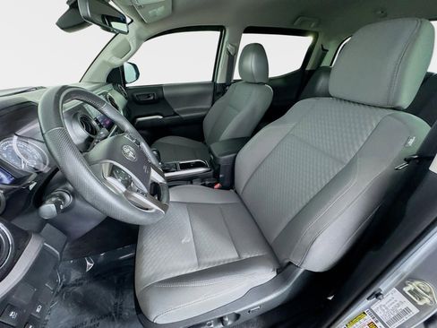 Used 2021 Toyota Tacoma SR5 image 11