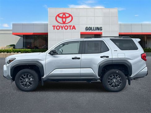 Certified 2025 Toyota 4Runner SR5 image 2