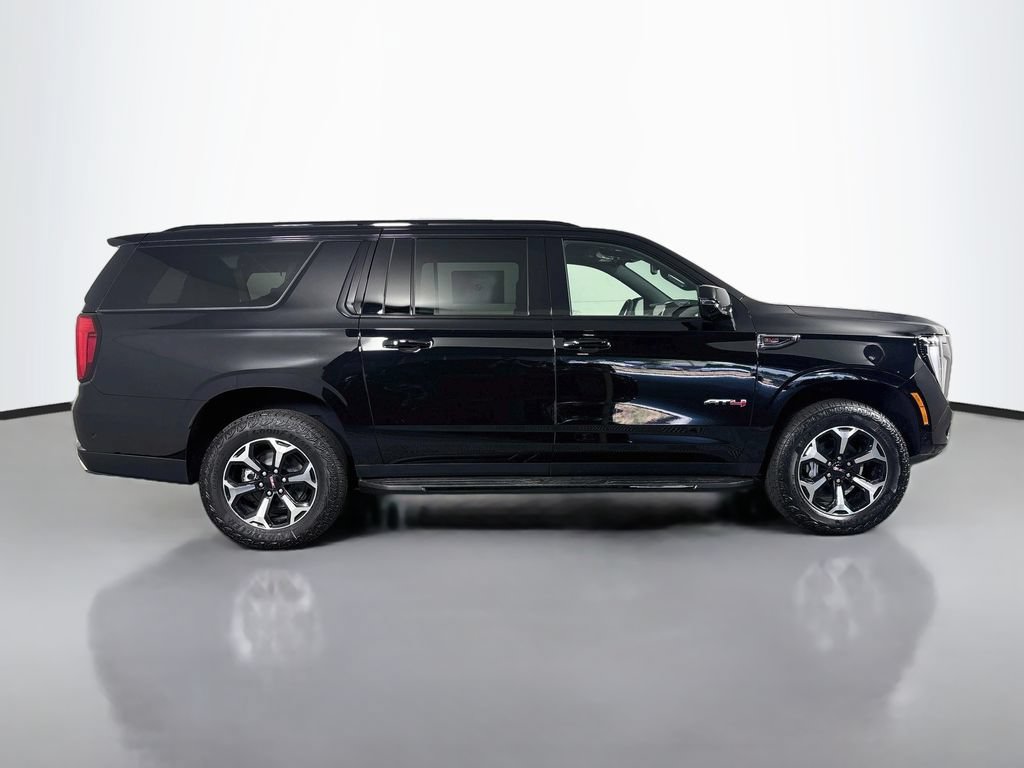 New 2026 GMC Yukon XL AT4 AWD/4WD image 8