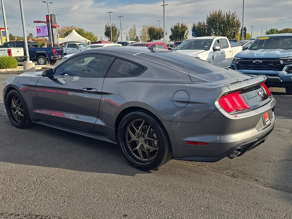 Used 2021 Ford Mustang Coupe RWD image 5