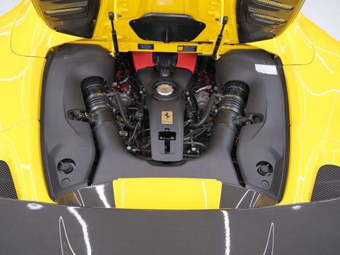Used 2021 Ferrari F8 Tributo RWD image 52