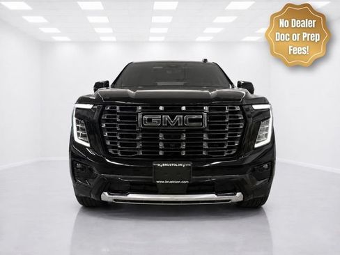 Used 2026 GMC Yukon XL Denali Ultimate AWD/4WD image 2