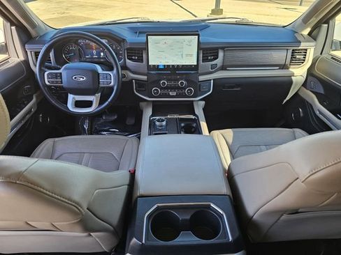 Used 2024 Ford Expedition Max Limited image 8