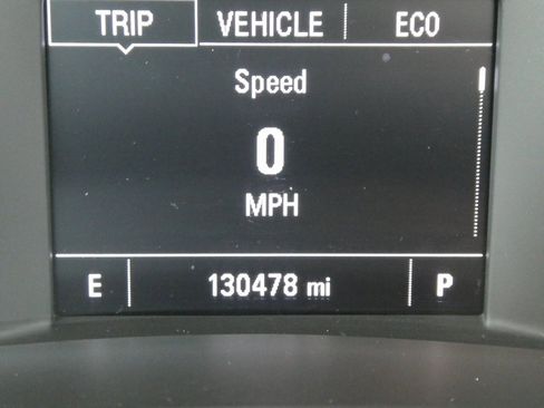 Used 2018 Chevrolet Equinox LT image 29