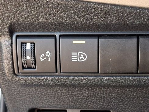 Used 2024 Toyota Corolla Cross L AWD/4WD image 26