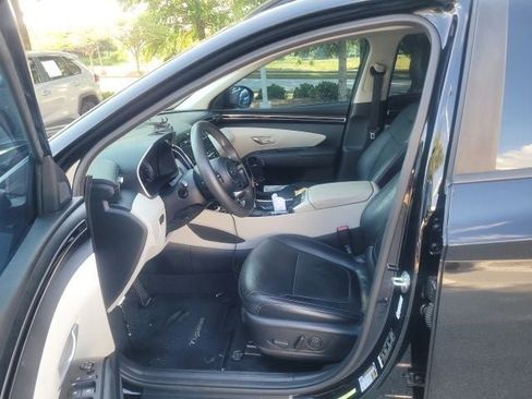Used 2022 Hyundai Tucson SEL FWD image 12