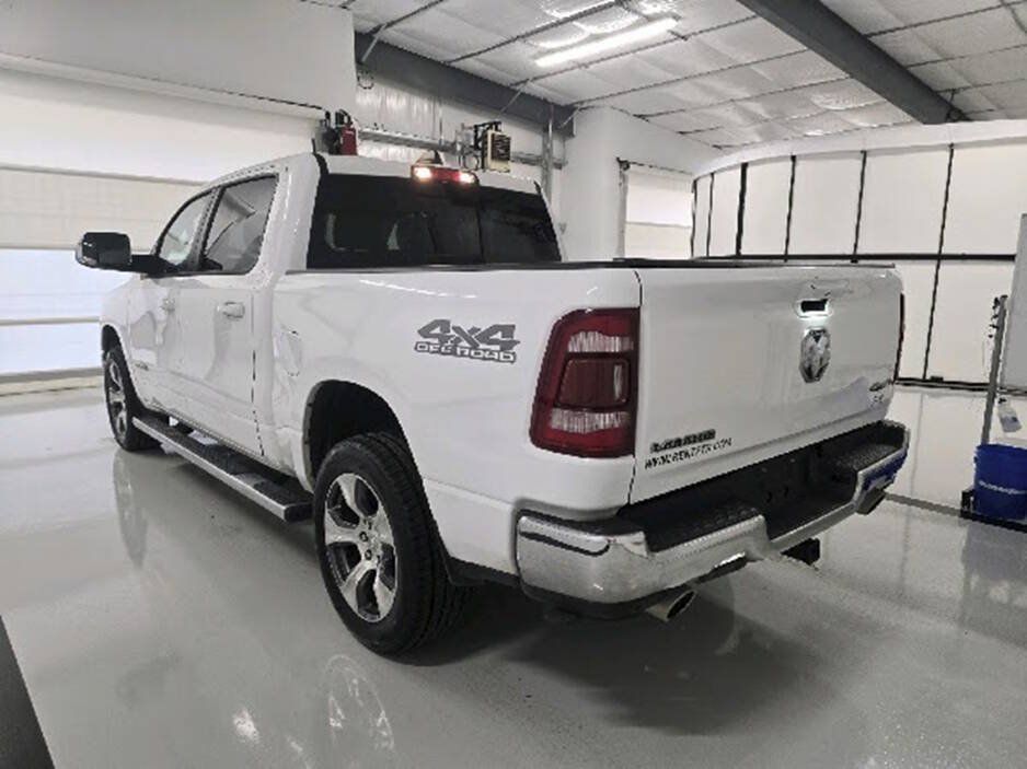 Used 2024 RAM 1500 Laramie AWD/4WD image 7