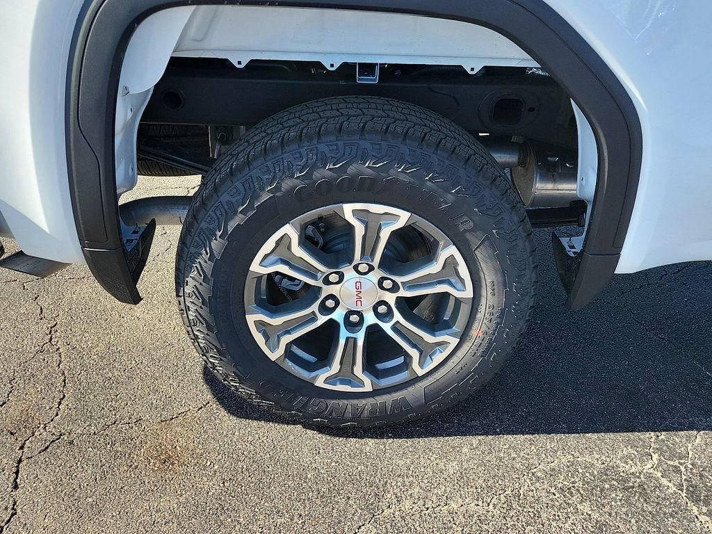 New 2026 GMC Sierra 1500 SLE AWD/4WD image 8