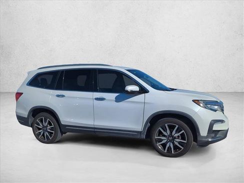 Used 2021 Honda Pilot Touring image 4