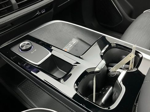 New 2026 Buick Enclave Sport Touring w/ Power Package image 27