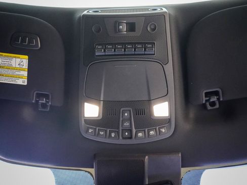 Used 2022 Ford F350 Platinum AWD/4WD image 21