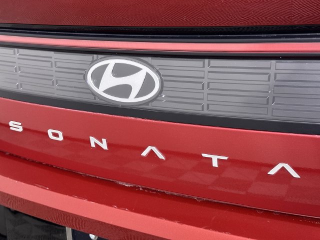 Used 2025 Hyundai Sonata SEL FWD image 32
