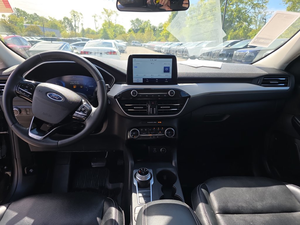 Used 2021 Ford Escape SEL w/ Technology Package AWD/4WD image 20