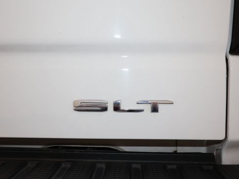 Used 2022 GMC Sierra 1500 SLT w/ SLT Premium Plus Package image 39