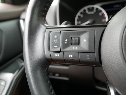 Certified 2023 Nissan Rogue SV w/ SV Premium B Package AWD/4WD image 28