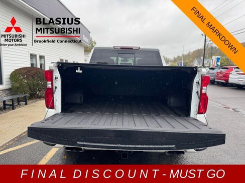 Used 2021 Chevrolet Silverado 1500 High Country w/ Safety Package II image 22