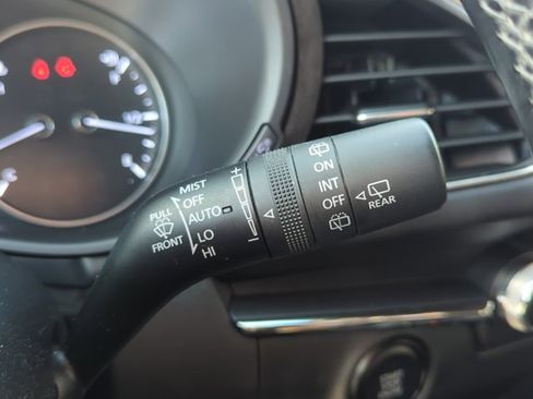 Used 2023 MAZDA MAZDA3 s image 16