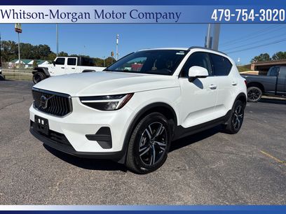 Used 2024 Volvo XC40 B5 Core