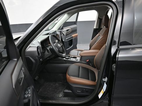 New 2025 Ford Bronco Sport Outer Banks w/ Outer Banks Tech Package+ image 6