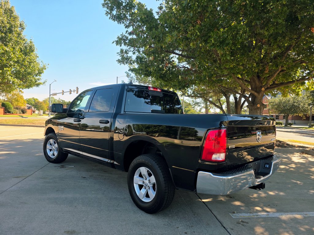 Used 2023 RAM 1500 Classic SLT w/ Trailer & Traction Group AWD/4WD image 11