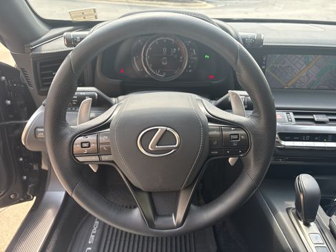 Used 2022 Lexus LC 500 Coupe w/ Sport Package RWD image 18