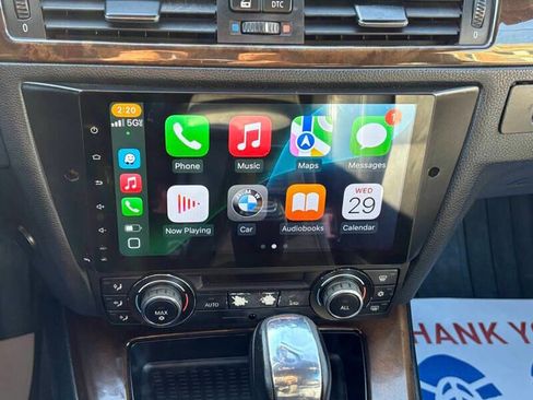 Used 2011 BMW 328i Convertible image 12