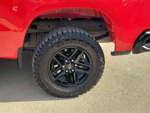 Used 2024 Chevrolet Silverado 1500 Custom Trail Boss image 9