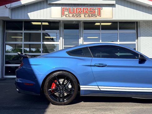 Used 2021 Ford Mustang Shelby GT500 w/ Technology Package image 10
