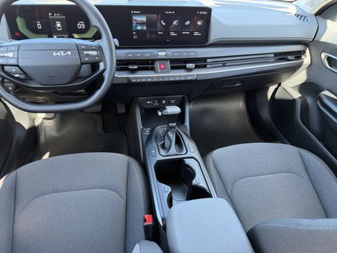 Certified 2025 Kia K4 LXS image 15