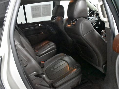 Used 2014 Buick Enclave Leather image 17