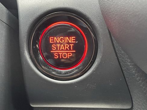 Used 2024 Honda HR-V Sport image 32