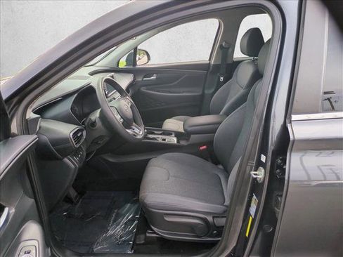 Used 2020 Hyundai Santa Fe SE FWD image 15