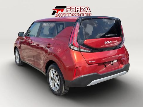 Used 2023 Kia Soul LX w/ Option Group 015 FWD image 6