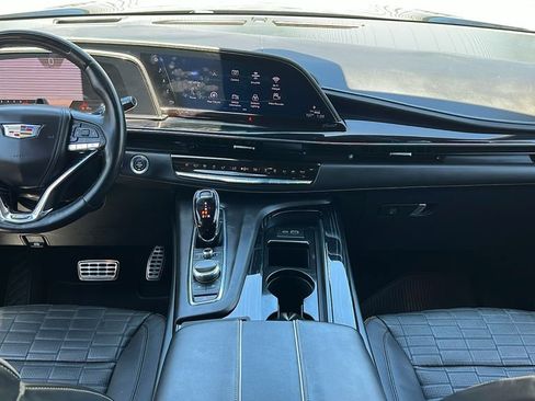 Used 2023 Cadillac Escalade V AWD/4WD image 8
