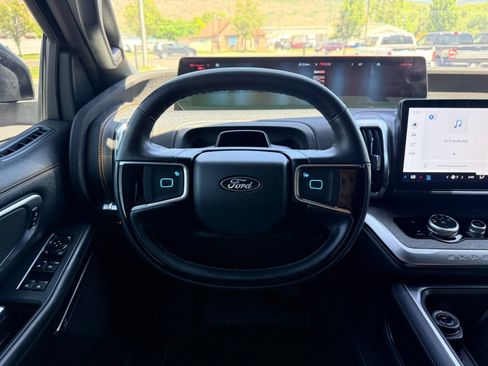 Used 2025 Ford Expedition Tremor AWD/4WD image 10