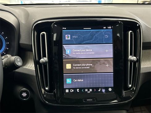 Certified 2024 Volvo XC40 B5 Plus w/ Protection Package Premier image 14