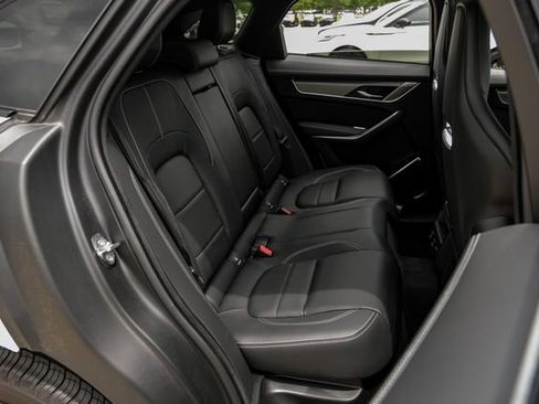 Used 2025 Jaguar F-PACE R-Dynamic S AWD/4WD image 43