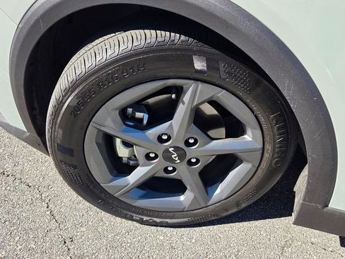 Used 2025 Kia K4 LXS image 5