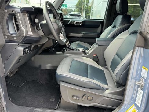 Used 2023 Ford Bronco Outer Banks w/ Sasquatch Package AWD/4WD image 22