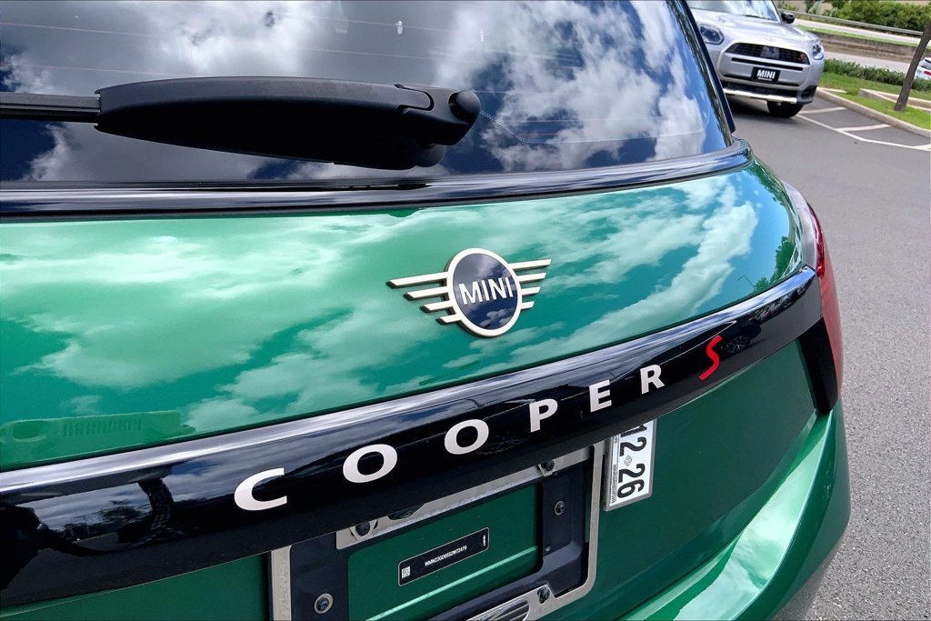 Used 2025 MINI Cooper S FWD image 29