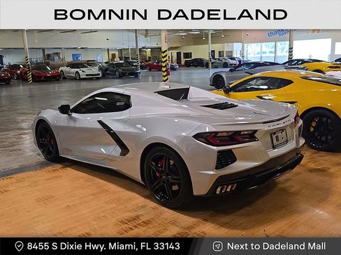 Used 2026 Chevrolet Corvette Stingray image 3