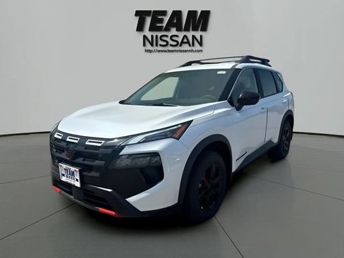 New 2026 Nissan Rogue SV AWD/4WD image 3