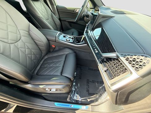 New 2026 BMW X5 sDrive40i w/ M Sport Package RWD image 16