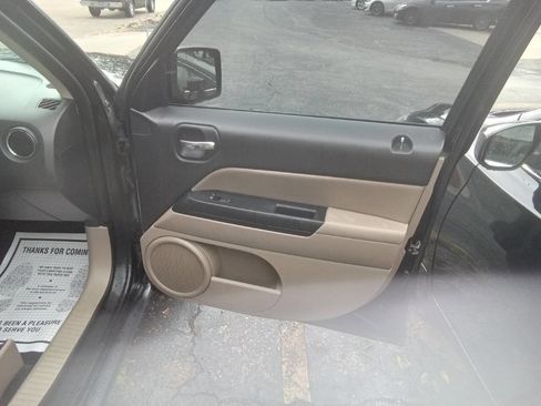 Used 2014 Jeep Patriot Sport w/ Power Value Group FWD image 4