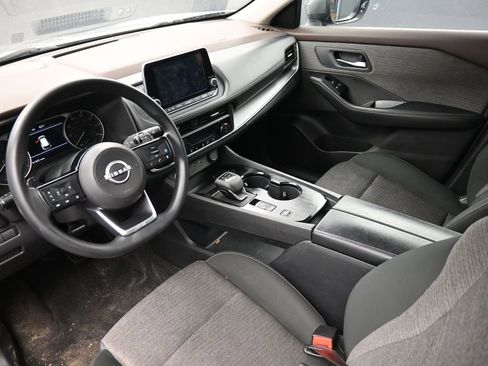 Used 2023 Nissan Rogue SV image 22