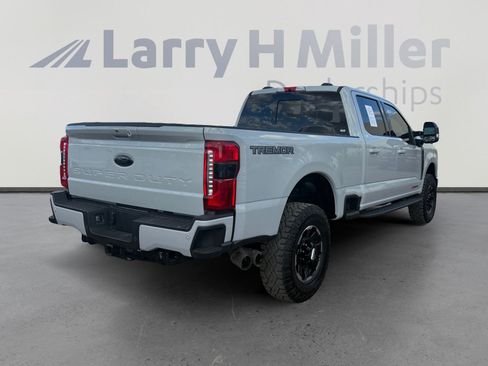 Certified 2025 Ford F250 Lariat w/ Lariat Ultimate Package image 5