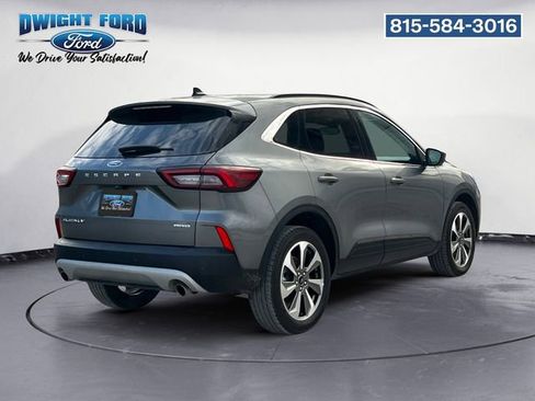 Certified 2024 Ford Escape Platinum image 5