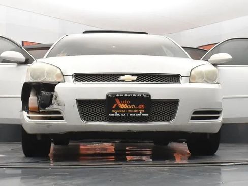 Used 2013 Chevrolet Impala LT w/ LT Sunroof Package image 11